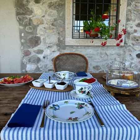 Couette-café Casa Trambasore